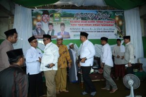 Suhatri Bur Hadiri Halal Bi Halal Alumni Pondok Pesantren Nurul Yaqin Ringan Ringan.