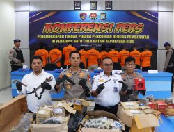 Ditpolairud Polda Kepri Tangkap 10 Orang Komplotan Pencurian di  Atas Kapal Asing di Perairan Karimun