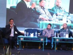 Bahas Isu Revisi UU Pemerintahan Daerah, Ketua DPRD Kota Batam Pimpin Diskusi Panel Rakernas Adeksi