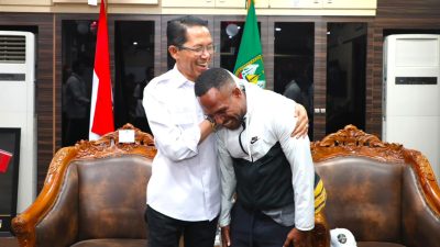 Amsakar Sambut Timnas Indonesia Legend, Dorong Lahirnya Talenta Sepak Bola dari Batam