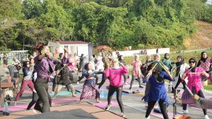 Taman Kolam Jadi Tempat Spot Favorit Baru, Senam Pound Fit dan Zumba  