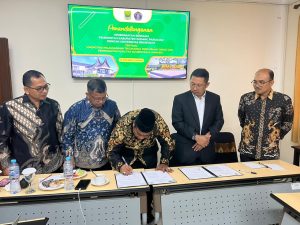 Targetkan Nilai Implementasi SAKIP Menjadi “A”. Bupati Padang Pariaman Suhatri Bur Tandatangani Kerjasama Dengan Universitas Brawijawa