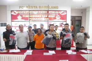 Kapolresta Barelang Gelar Konferensi Pers Ungkap Penganiayaan Hingga Korban Meninggal Dunia di Kel. Sei Jodoh Kota Batam