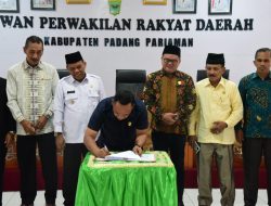 DPRD Padang Pariaman Gelar Paripurna Usulan Pemberhentian Bupati dan Wakil Bupati Padang Pariaman Pada Pilkada Serentak Tahun 2020