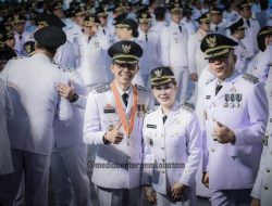 Amsakar – Li Claudia Resmi Menjabat Wali Kota dan Wakil Wali Kota Batam, Dilantik Presiden di Istana