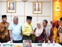 Lepas Pensiunan Pemko Batam, Sekda Jefridin Haturkan Terimakasih Atas Dedikasi dan Pengabdian