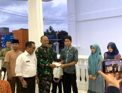 Bersama Dandim 0308/Padang Pariaman, Bupati Padang Pariaman Gelar Buka Puasa Bersama dan Memberikan Santunan ke Anak Yatim