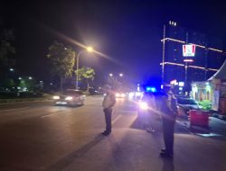 Jaga Harkamtibmas, Polresta Barelang Laksanakan KRYD Patroli Cipkon di Sejumlah Titik Rawan Kejahatan dan Balapan Liar