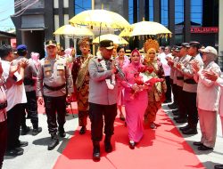 Kapolda Kepri Bersama Ketua Bhayangkari Daerah Kepri Laksanakan Kunjungan Kerja ke Kabupaten Karimun