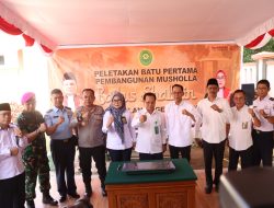 Kapolresta Barelang Hadiri Peletakan Batu Pertama Musholah Baitus Sholihin di Pengadilan Negeri Batam
