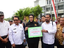 Salurkan Bantuan Pangan dan Alsintan di Padang Pariaman, Bupati JKA: Pertanian Harus Jadi Sektor Andalan Perekonomian Padang Pariaman
