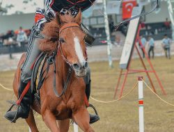 Atlet Horseback Archery Padang Pariaman Azral Mardin Siap Berlaga di IHAA World Championship 2025