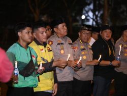 Kapolda Kepri Hadiri Doa Bersama dan Nyala Lilin untuk Dua Driver Ojol  Yang Gugur