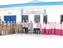 Kapolda Kepri Bersama Ketua Ombudsman RI Tinjau Dapur SPPG Polda Kepri