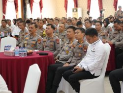 Irwasum Polri Berikan Pembekalan dan Penghargaan di Polda Kepri 