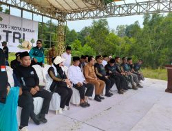 Kapolresta Barelang Hadiri Pembukaan Kemah Hari Santri Nasional Kota Batam 2025 dan Penanaman 1000 Pohon Mangrove