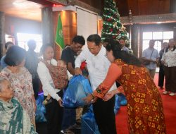 Lewat Ibadah Doa Bersama, Pemkab Taput Teguhkan Semangat Warga dan Salurkan Bantuan