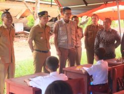Wakil Bupati Rahmat Hidayat Tinjau Pelaksanaan Ujian Semester dan Jembatan Darurat di Batang Anai