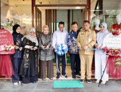 Grand Opening Click Gallery Batam, Amsakar Dorong Pengusaha Muda Adaptif di Era Digital
