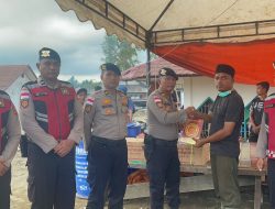 Polri Salurkan Bantuan Al-Qur’an kepada Pesantren Terdampak Banjir