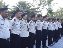 Integritas Dibayar Prestasi, Kalapas Batam Serahkan Piagam Penghargaan Penggagalan Penyelundupan Narkoba