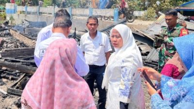 Dua Rumah Ludes Terbakar di Kec. Silinda, Sugiati DPRD Sumut Turun Langsung Pastikan Bantuan untuk Korban