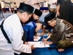 Amsakar Tarawih Perdana di Masjid Agung Raja Hamidah