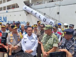 Kapolresta Barelang Bersama Kapolda Kepri dan Forkopimda Kepri Cek Kesiapan Pelabuhan Jelang Arus Mudik Lebaran