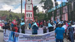 Ratusan Massa datangi Kantor Bupati Taput, Desak Penutupan Tempat hiburan malam Ilegal