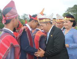 Hardiknas di Siborongborong: Bupati Taput Tegaskan Pendidikan Karakter Prioritas Utama Hadapi Era AI