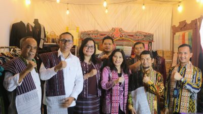 Bupati Tapanuli Utara Pimpin Evaluasi Dokumen IG Tenun Ulos Ragidup Silindung