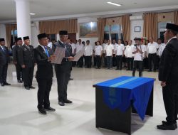 Segarkan Birokrasi, Bupati JTP Lantik Pejabat Eselon II dan Beri Deadline Satu Minggu Serahkan Program Konkret