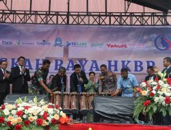 Pemkab Taput Ajak HKBP Sinergi Bangun Generasi Brilian dan Kembangkan Wisata Rohani Salib Kasih