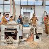 Bupati Taput Dorong Peserta Pelatihan Furnitur BLK Silangkitang Jadi Wirausaha Mandiri, Beri Pesanan Kerja Perdana