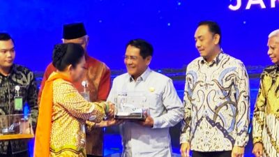 Bupati JKA Terima Bantuan Excavator di Rakornas KKP, Dukung Pemulihan Sektor Perikanan Pascabencana di Padang Pariaman