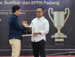 Padang Pariaman Raih Dua Penghargaan Terbaik I KPPN Padang Awards