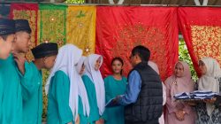 Ringankan Beban Orang Tua, Pemkab Padang Pariaman Bagikan Seragam Gratis Lewat Aksi Putar Roda