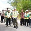 Dukung Kelancaran Ekonomi Pertanian, Bupati Taput Tinjau Pembangunan Jalan Hotmix dan Jembatan di Sipahutar