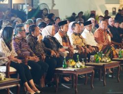 Kapolri Hadiri Pembukaan Pameran Nasirun “Bersimpuh di Kaki Para Guru” di Galeri Nasional Indonesia