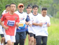 Gelorakan Gaya Hidup Sehat dan Ekonomi Daerah, Bupati Taput Tuntaskan Fun Run 7K HUT ke-81
