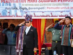 Bupati Taput Pimpin Upacara Hari Sumpah Pemuda ke-98 di Menara Pandang Salib Kasih‎